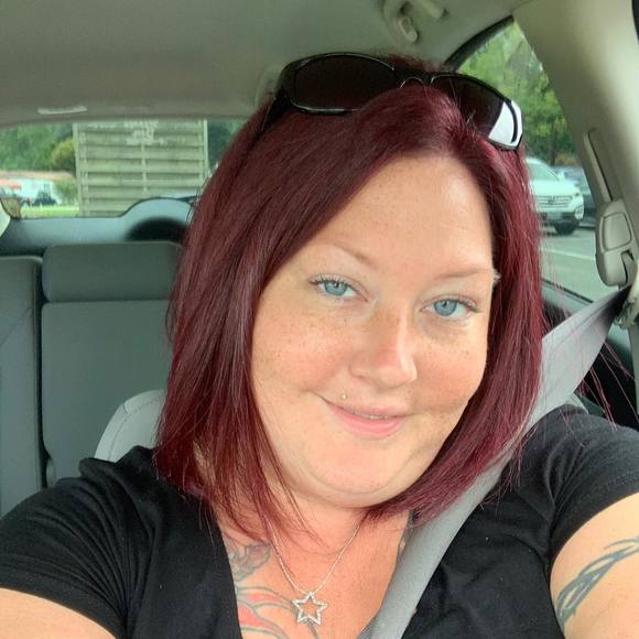 Meet the Posher Other - Meet your Posher, Amy